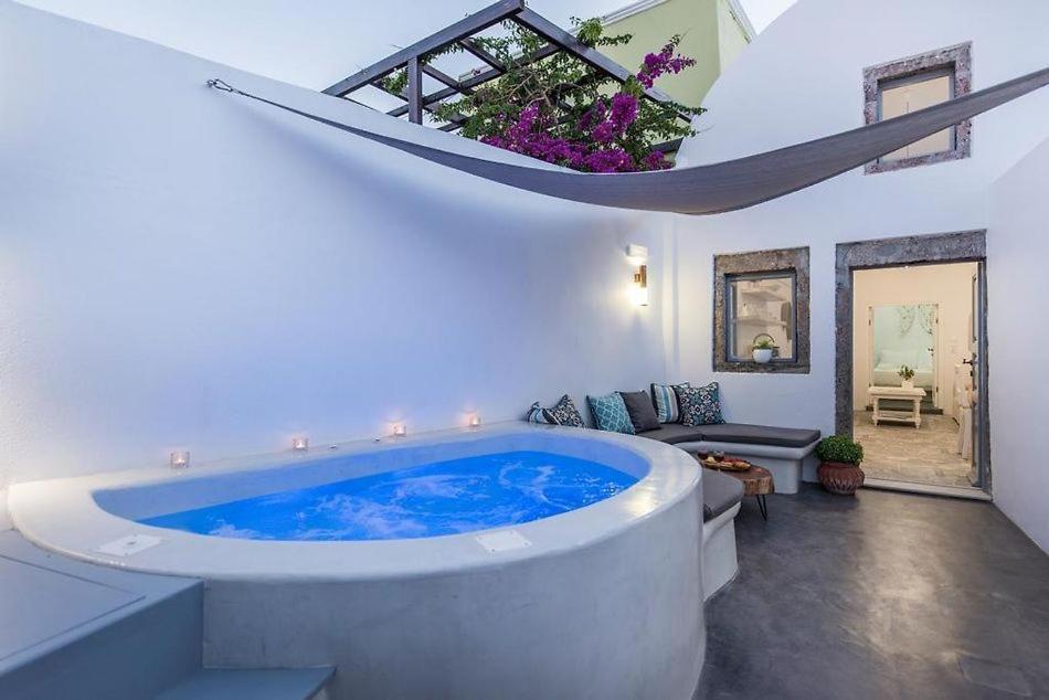 Angels Villa Santorini เมกาโลคอรี ภายนอก รูปภาพ