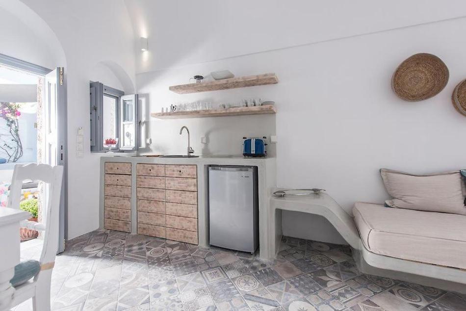 Angels Villa Santorini เมกาโลคอรี ภายนอก รูปภาพ